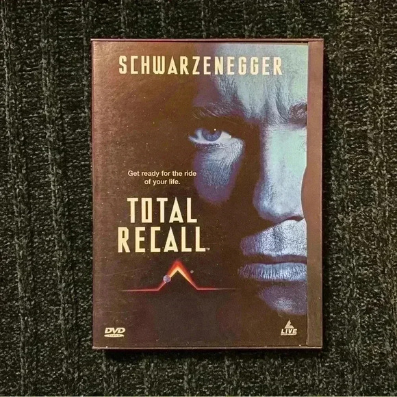 VGT DVD: Total Recall 1990 Arnold Schwarzenegge - Picture 1 of 3